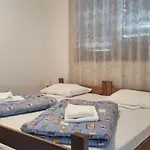 Apartman With Parking Space Punat, Krk - 24812