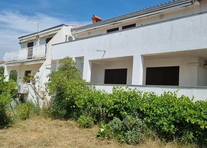 Apartment With Parking Space Punat, Krk - 24812 Punat